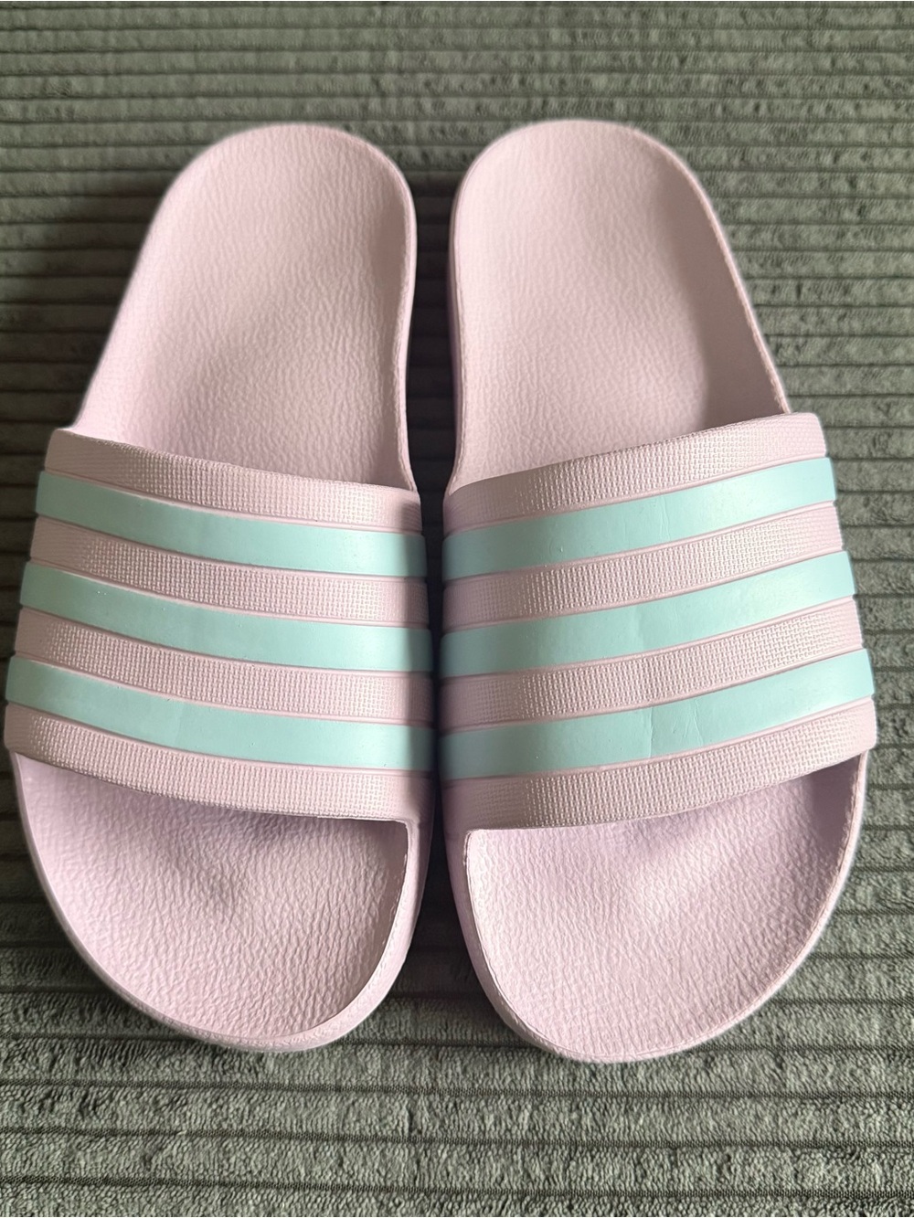 Adidas Adilette Aqua Women’s Stripes Slip On Sandals Size 8 New